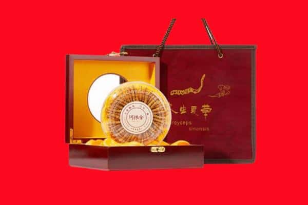 收购资讯:召陵区回收冬虫夏草是按克吗